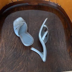 BCBG Max Azria Leather Slip On Mules